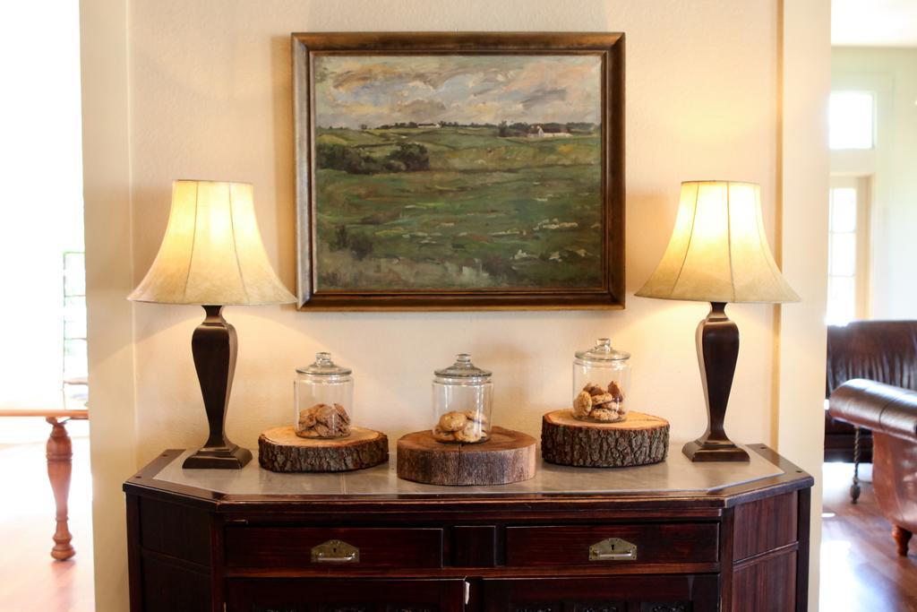 Hoffman Haus Bed & Breakfast Фредериксбург Екстериор снимка
