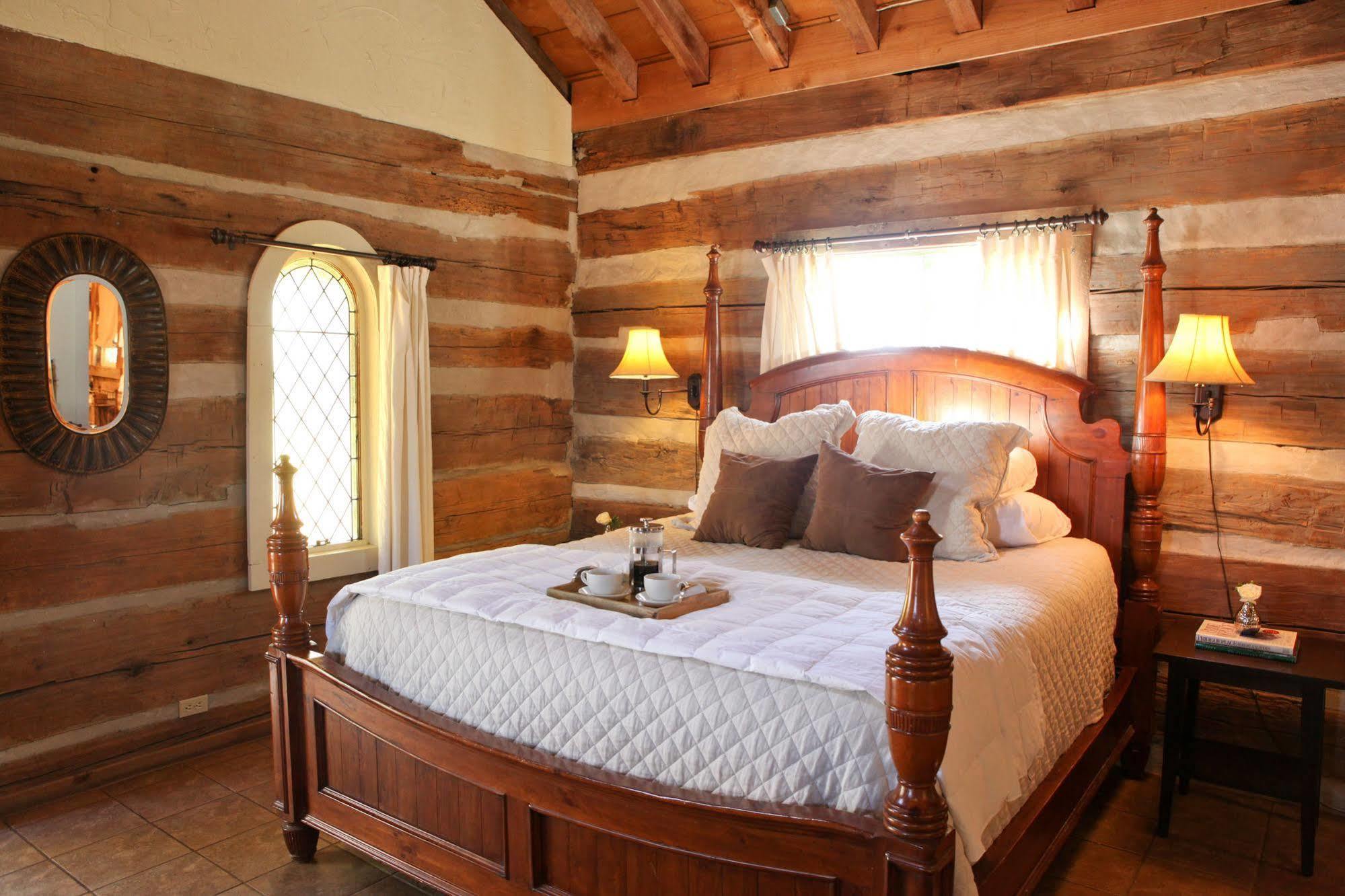 Hoffman Haus Bed & Breakfast Фредериксбург Екстериор снимка